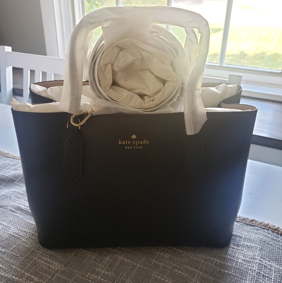 kate spade Handbags - Kate Spade satchel